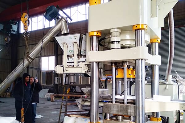 Salt Briquetting Machine